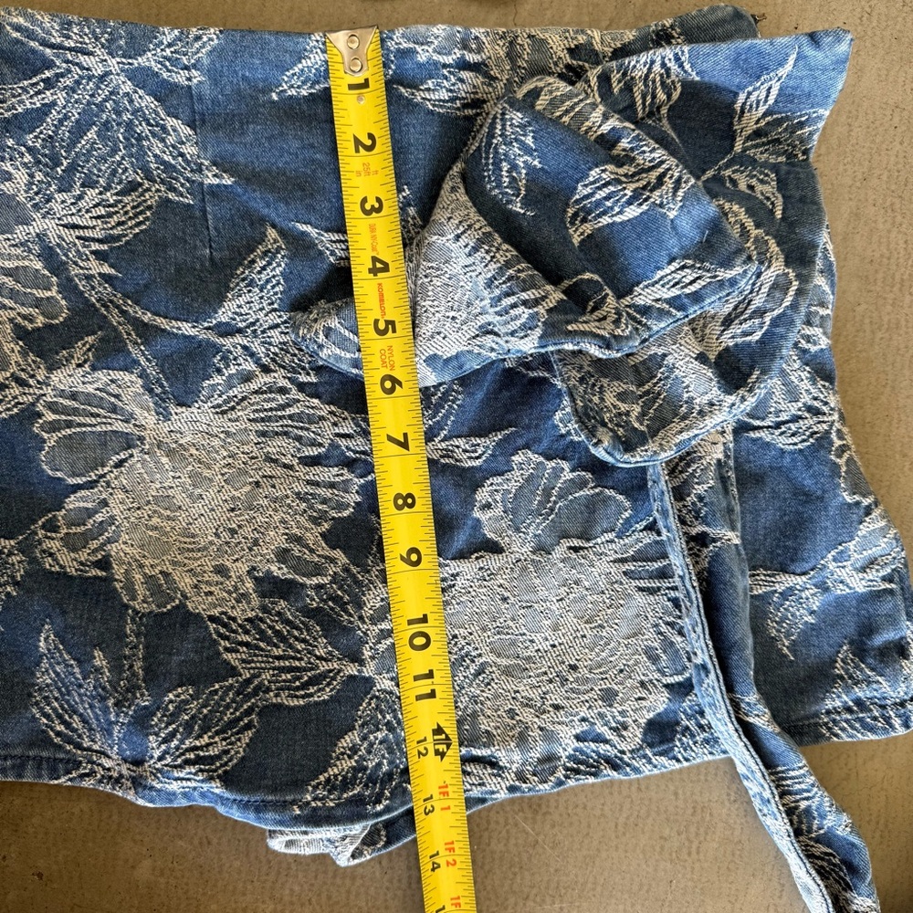 Avec Les Filles / Denim Floral Two Piece Set / Blue - Picture 14 of 16